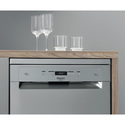 MÁQUINA DE LAVAR LOUÇA HOTPOINT - HFC 3C26 CW X