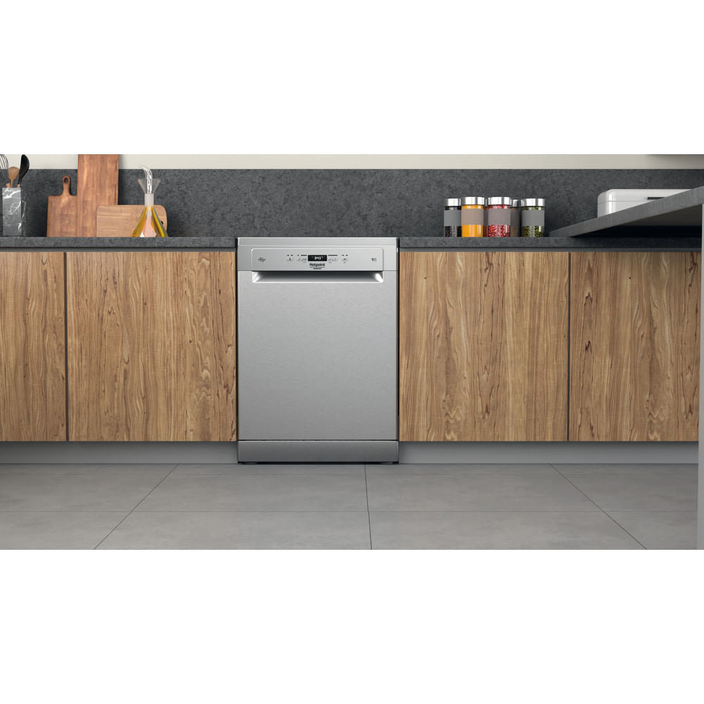 MÁQUINA DE LAVAR LOUÇA HOTPOINT - HFC 3C26 CW X