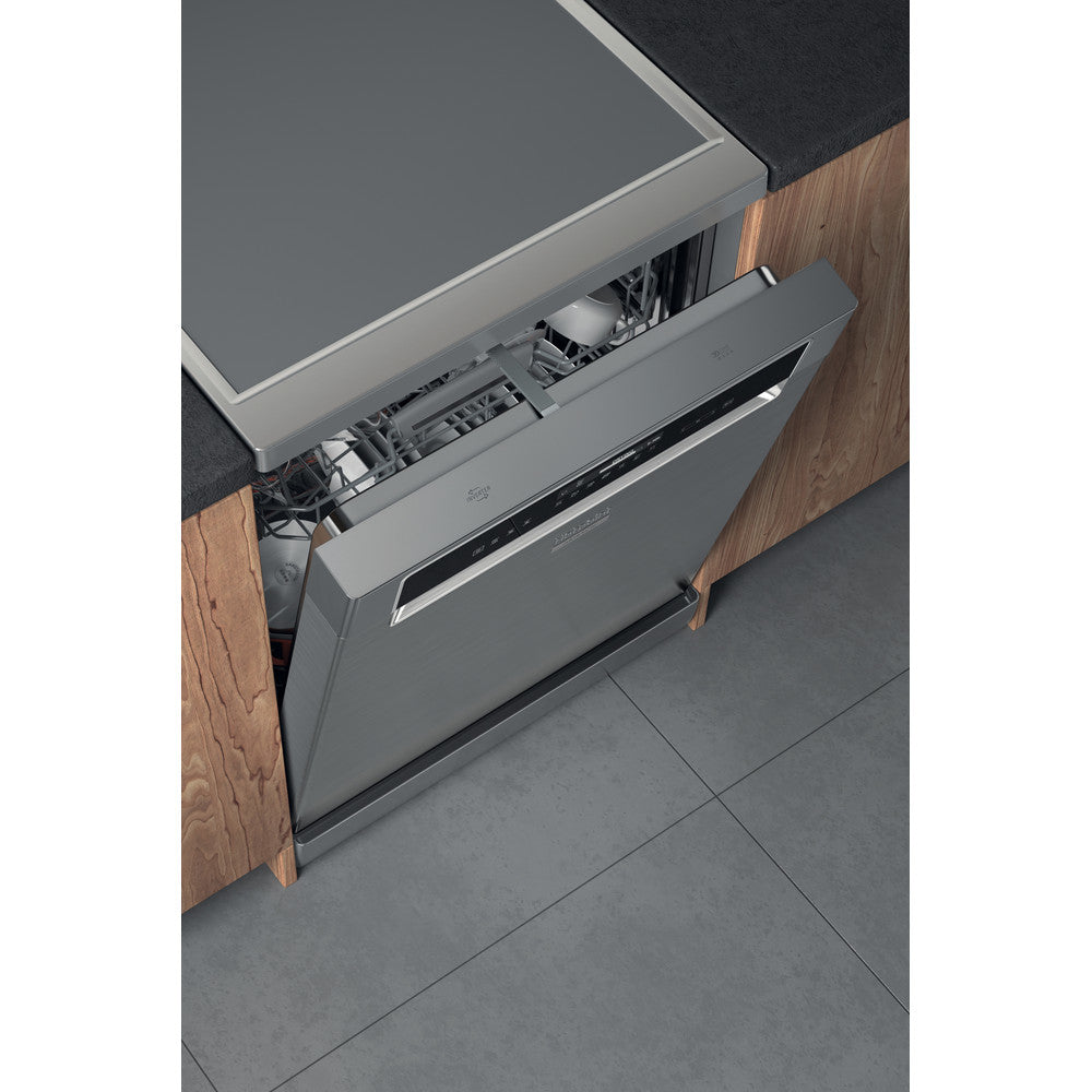 Hotpoint Ariston HFC 3C26 F Independente 14 talheres E