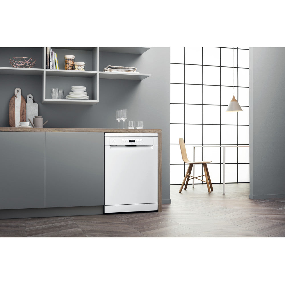 Hotpoint Ariston HFC 3C26 F Independente 14 talheres E