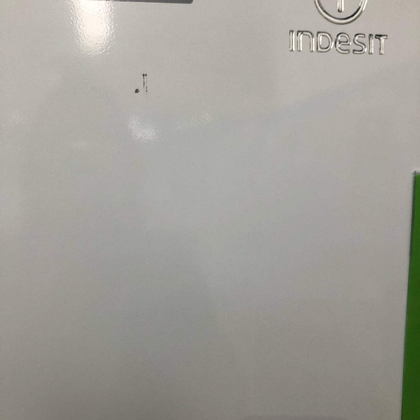 Outlet - Arca Vertical Indesit UI6 F2T W | 228L, No Frost, 4 Estrelas, Classe E