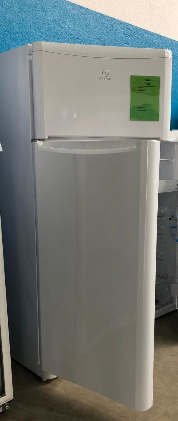 Outlet - Frigorífico Combinado Indesit TAA 5 V 1 | 415L, Classe A+